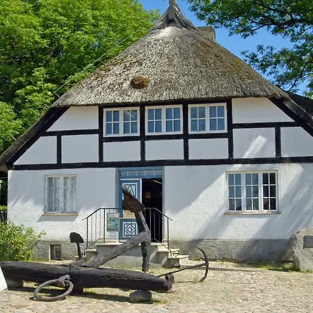 Apartment Ferienappartement 10 / Haus Brandenburg Goehren (Ruegen)